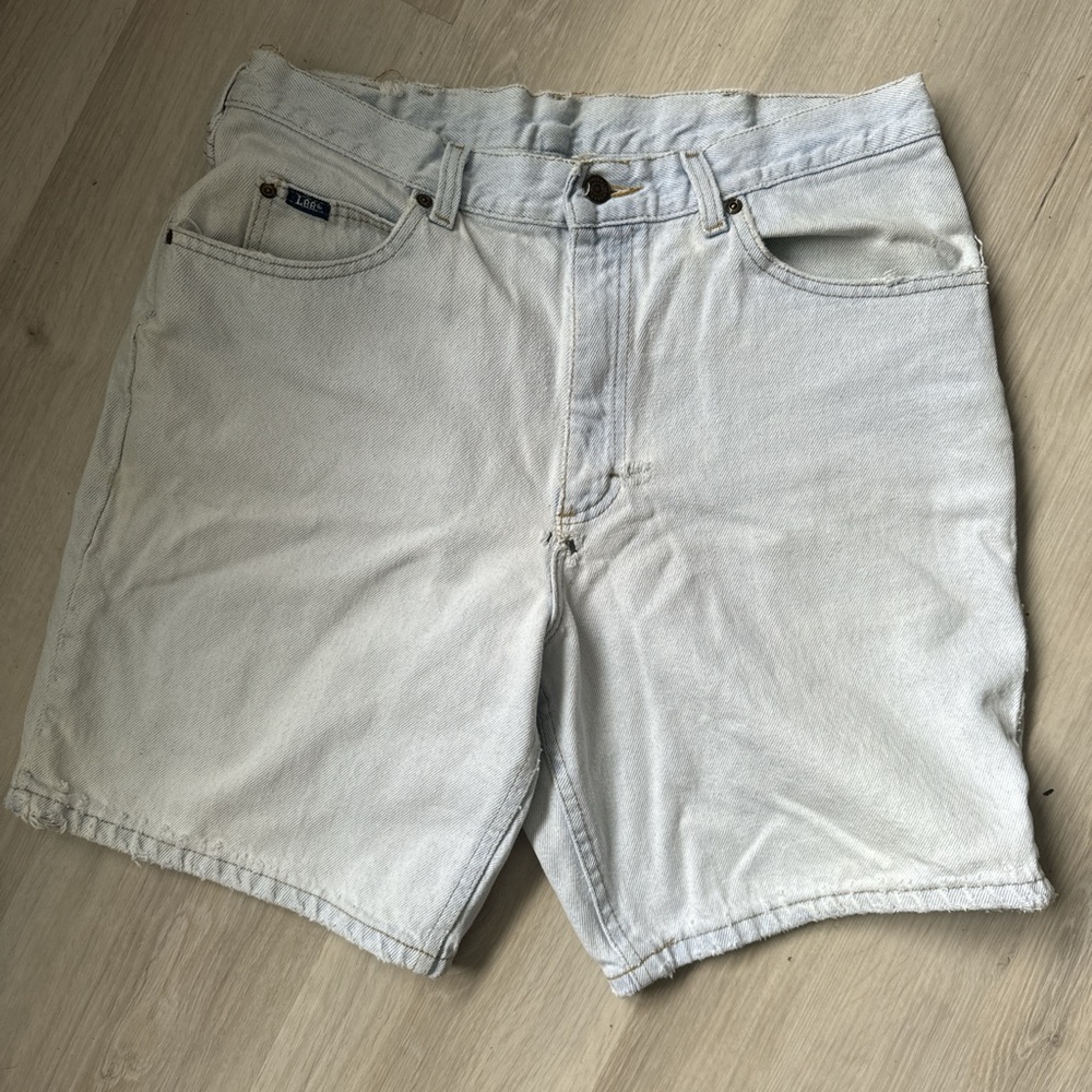 Vintage Lee light wash jean shorts